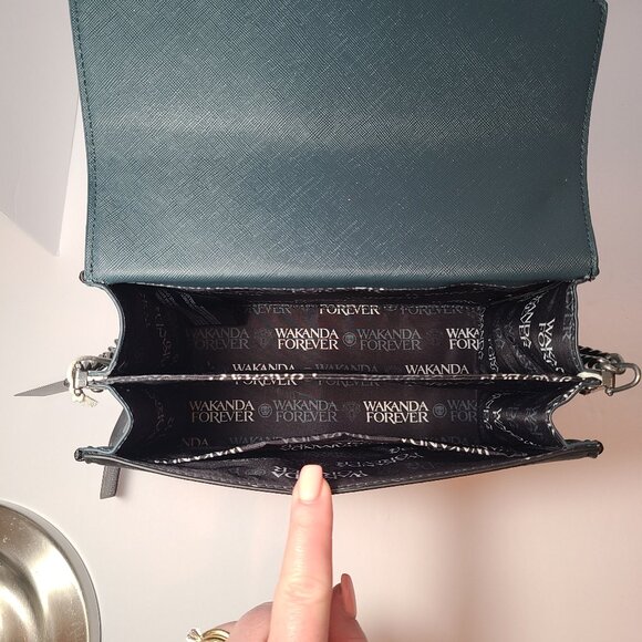 Loungefly Wakanda Forever Crossbody Bag | NWT Marvel Black Panther - Picture 11 of 16